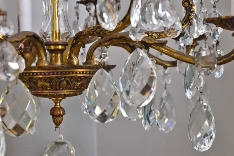 brass dining room chandeliers